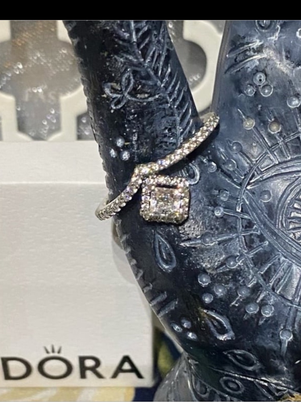 PANDORA SQUARE DIAMOND SPARKLE WISHBONE RING
